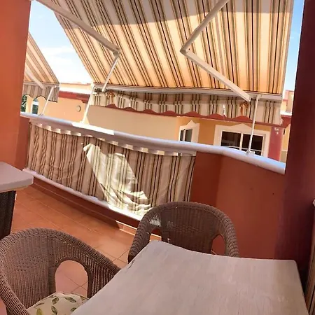 Apartament With Heated Pool In Callao Salvaje